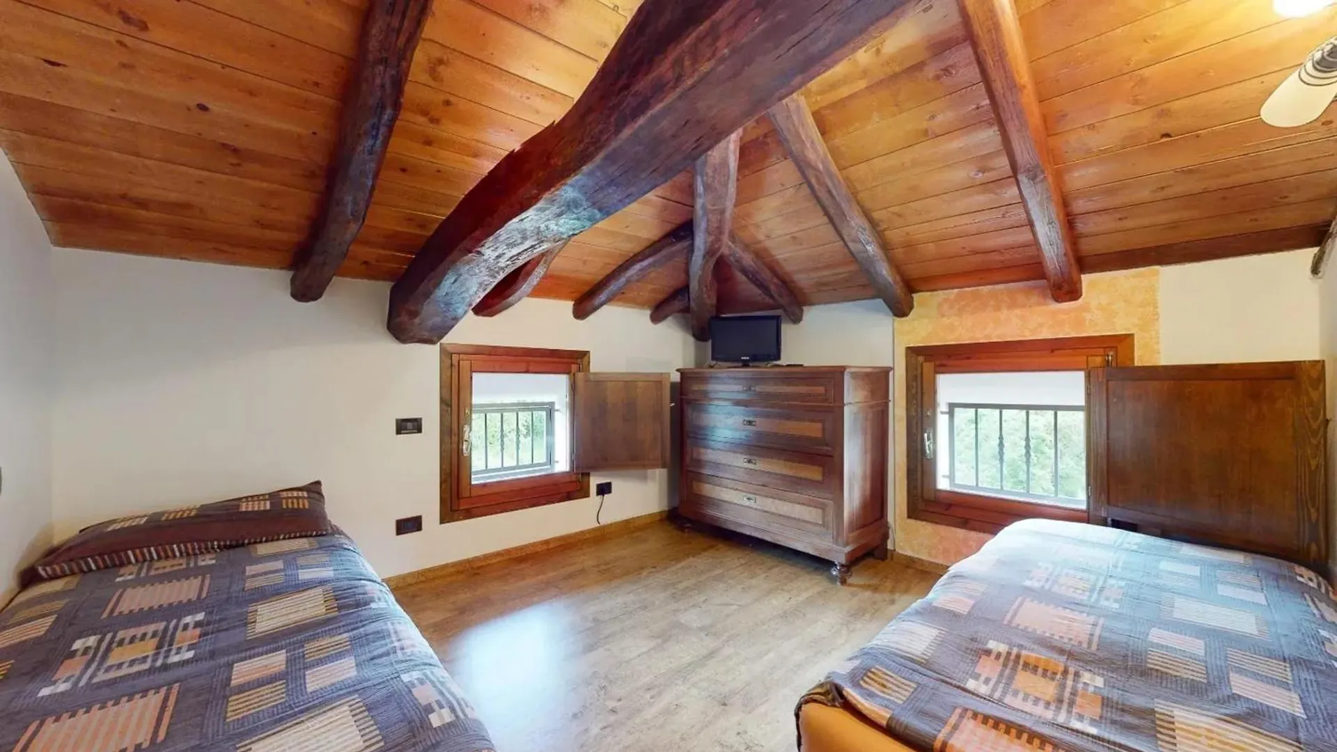 Elegant Apartment With Mountain View In Monte San Pietro + Pool 0*,